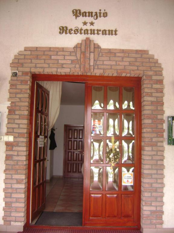 Bajor Panzio Bed and Breakfast Kecskemét Eksteriør billede