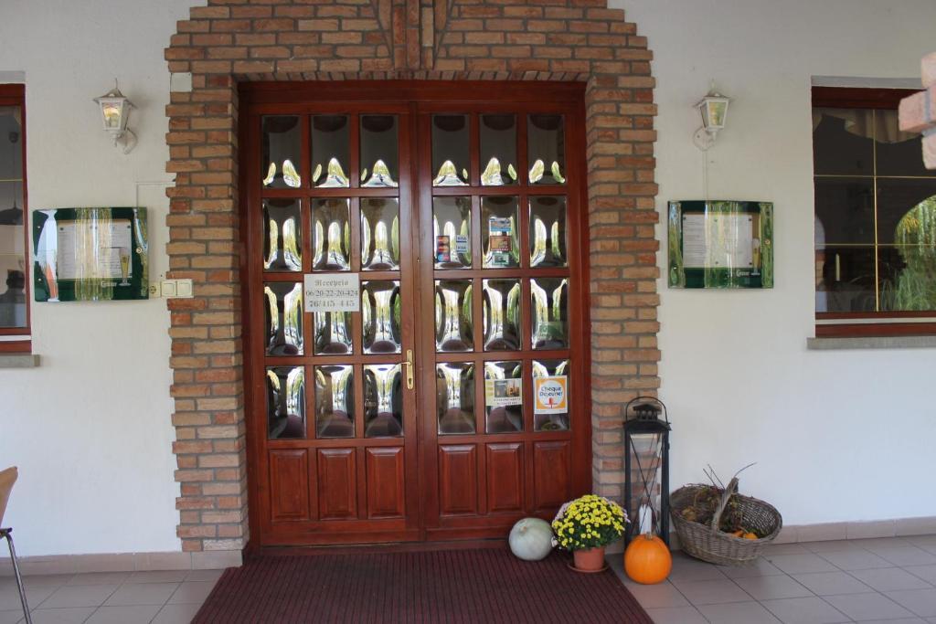 Bajor Panzio Bed and Breakfast Kecskemét Eksteriør billede